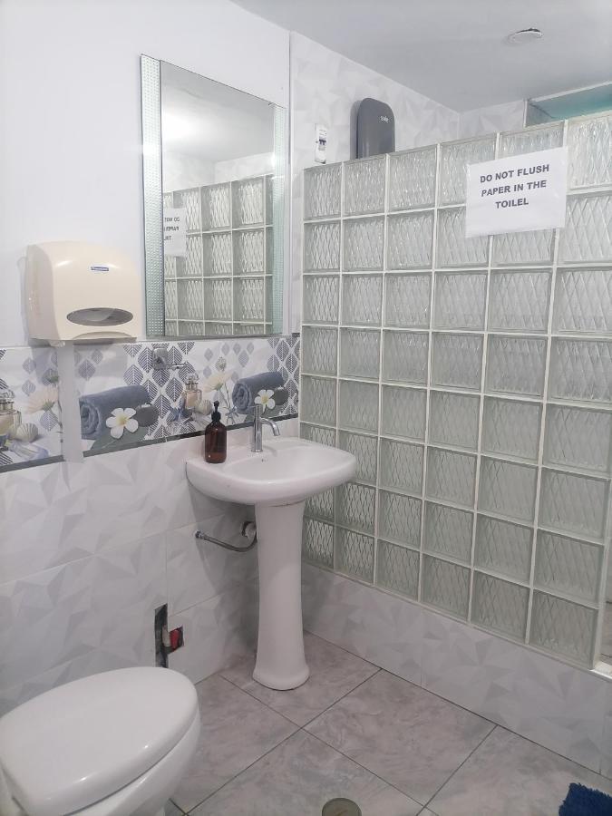 Hospedaje Restaurante El Hombre 奇卡马港 外观 照片